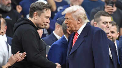 Trump vs Musk: Decoding Donald Trump’s mellow reply to Elon Musk’s tweets; as Tesla CEO apologises | World News
